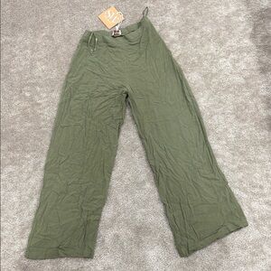 Elegant Olive Green Women's Trousers